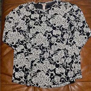Chico's Black and Off  White Swirl Pattern Long Sleeve Shirt